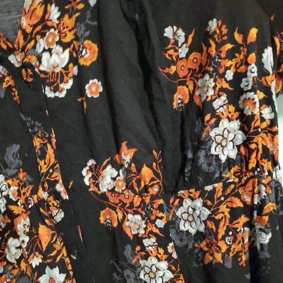 Floral Black Maxi Dress - Picture 4 of 14